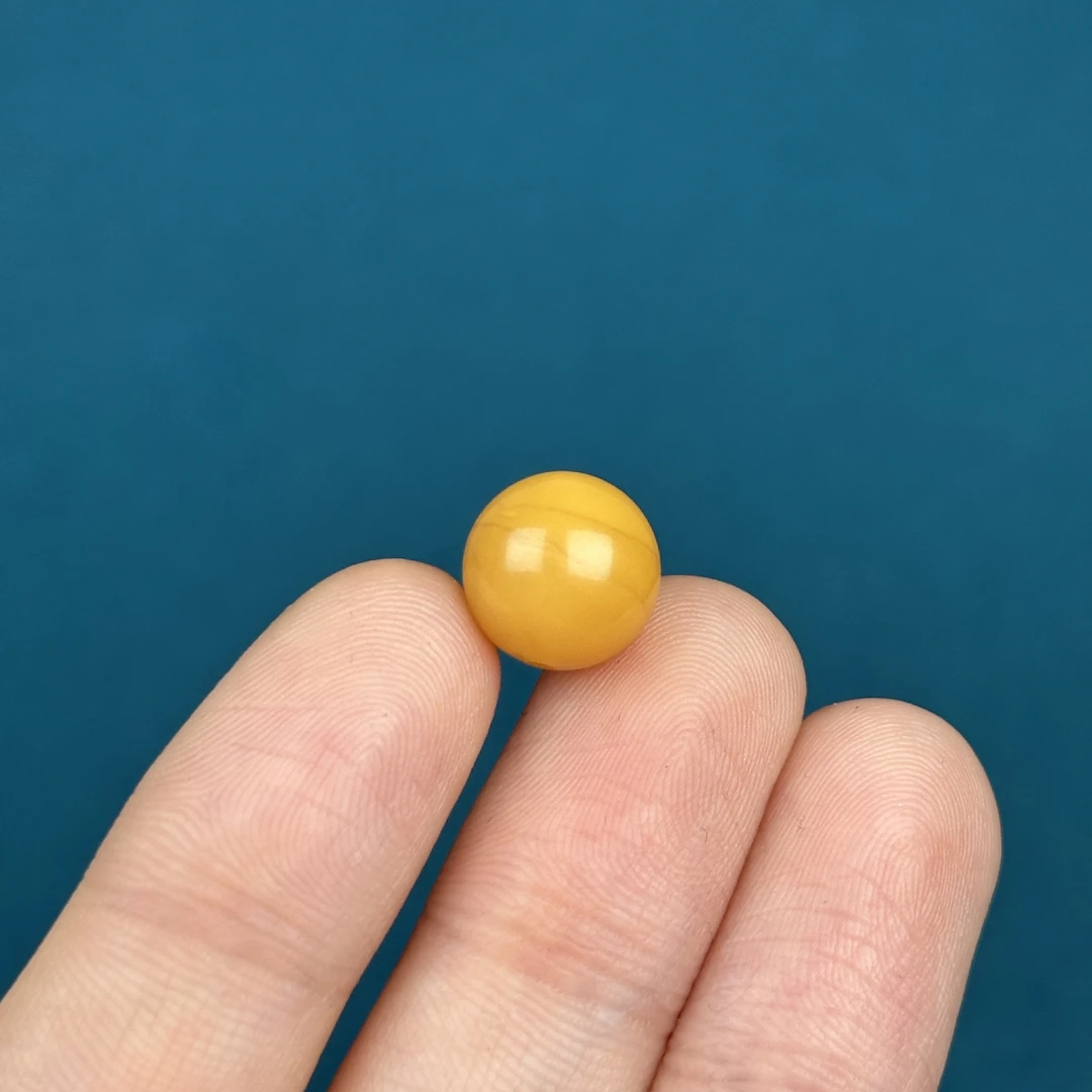 D7805天然原矿蜜蜡 圆珠【微微瑕】10.7mm支持复检假一罚十