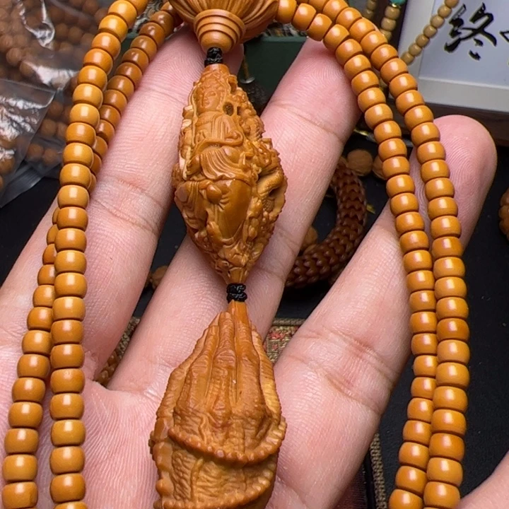 猴头核桃手串看看咯