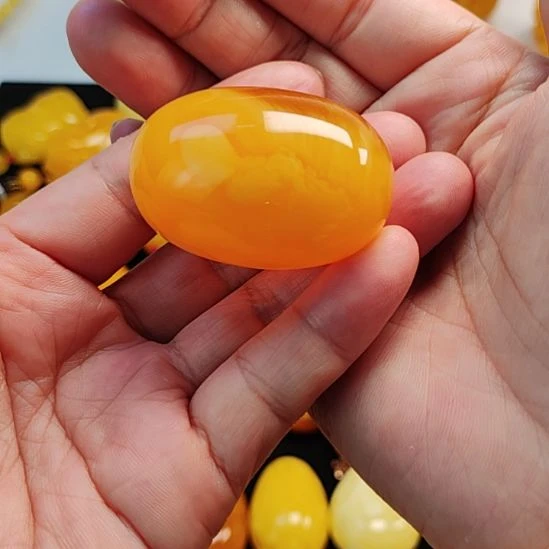 蜜蜡未镶嵌吊坠(赠链)