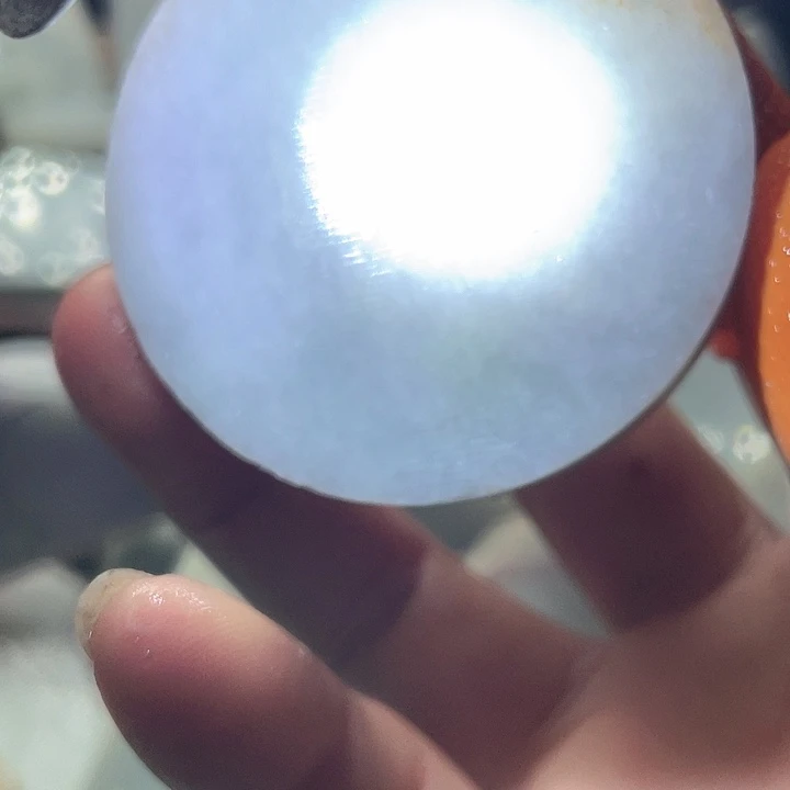 翡翠裸石翡翠手镯心