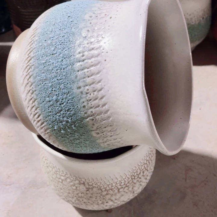 口径21高度21两只瑕疵