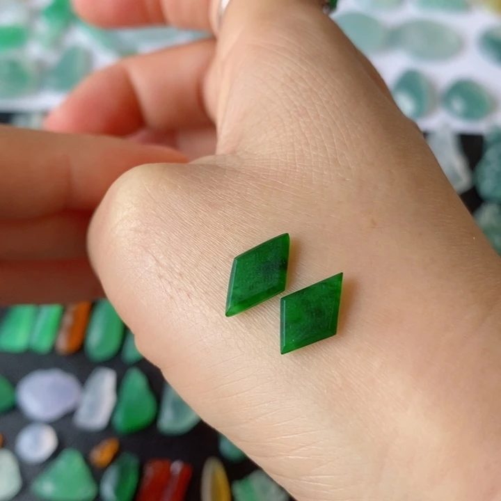 定制翡翠未镶嵌随行