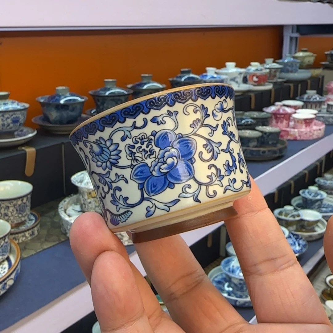 我在外面吃饭呢你在哪了我在