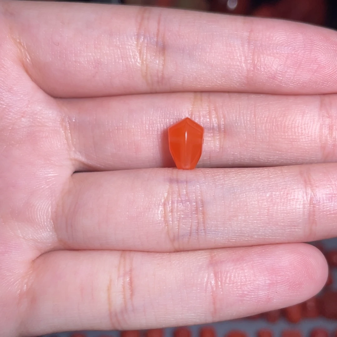 曹***级南红玛瑙未镶嵌三通