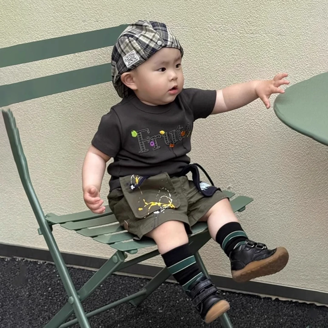 儿童灰色字母印花短袖2025夏季新款纯色T恤男女童军绿色泼墨短裤