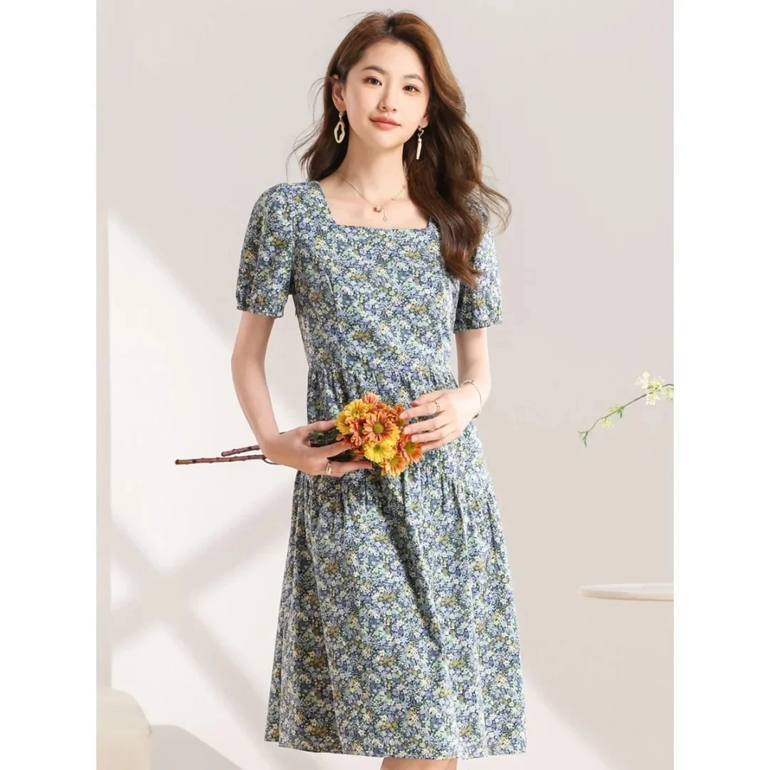 D378 夏季新款2025法式浪漫碎花钉珠方领A字连衣裙女气质网红同款