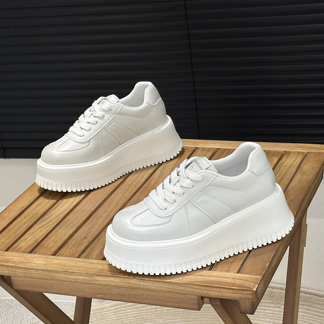 松糕真皮小白鞋女增高6cm2025春季新款透气系带休闲时尚轻奢板鞋