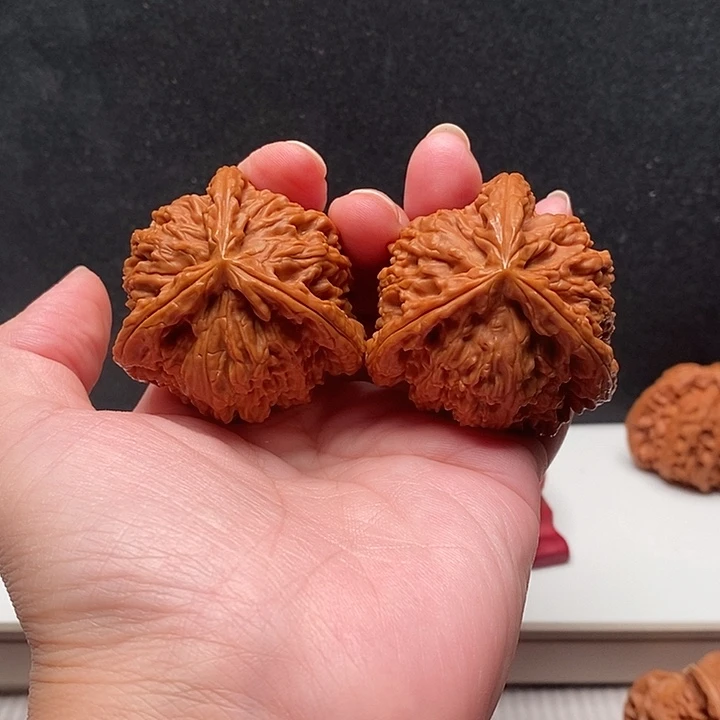 钢***儿吊坠文玩核桃白奔