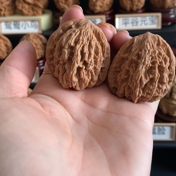 文玩核桃把件麦穗虎39白茬