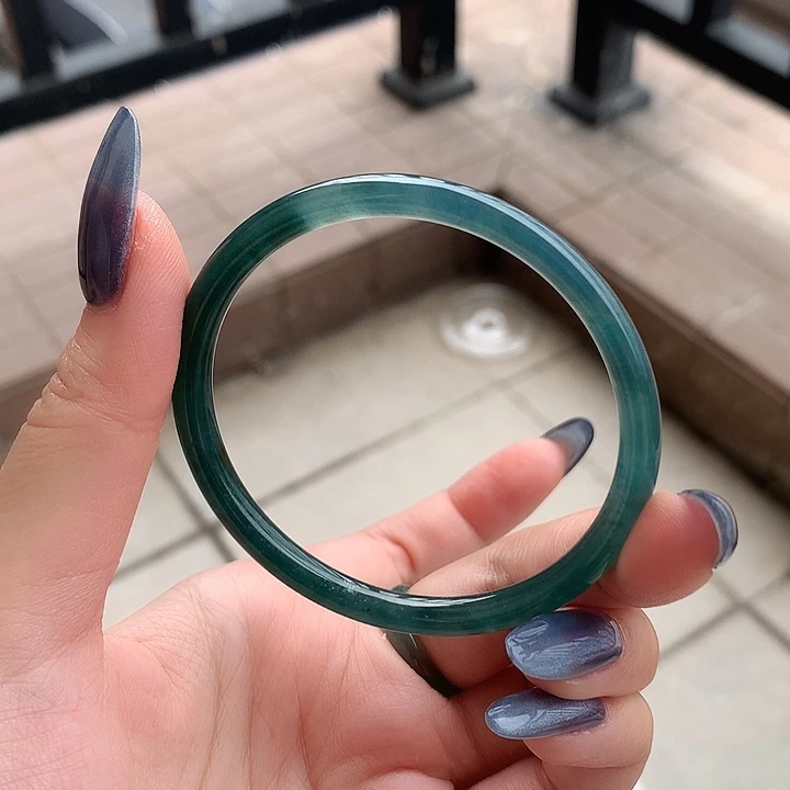 翡翠手镯未镶嵌粥**王54圈口