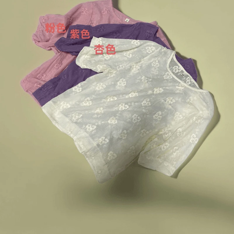 圆领三朵小花短袖T恤-果梓669