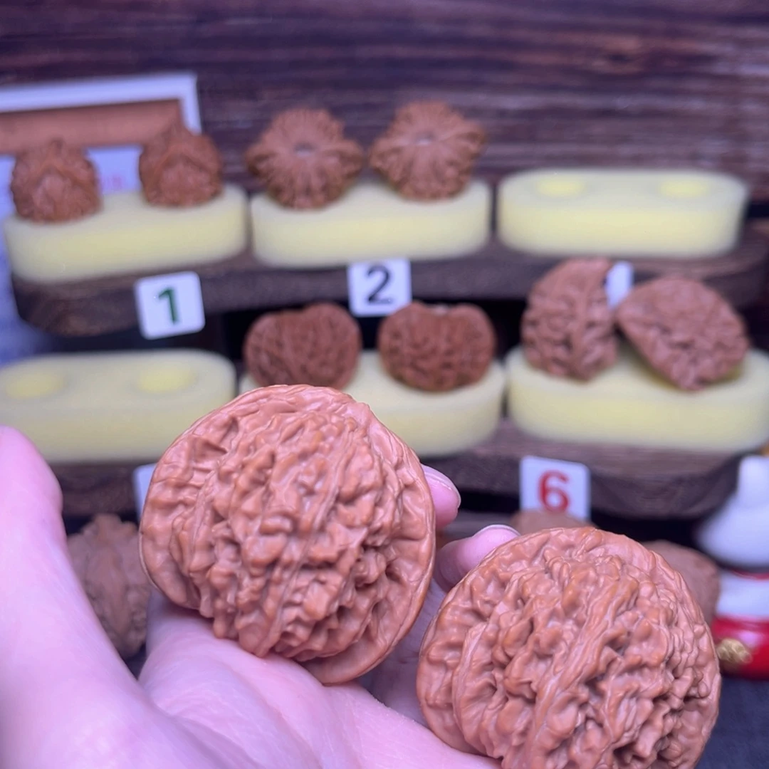 迷***王桃核吊坠四座楼闪88