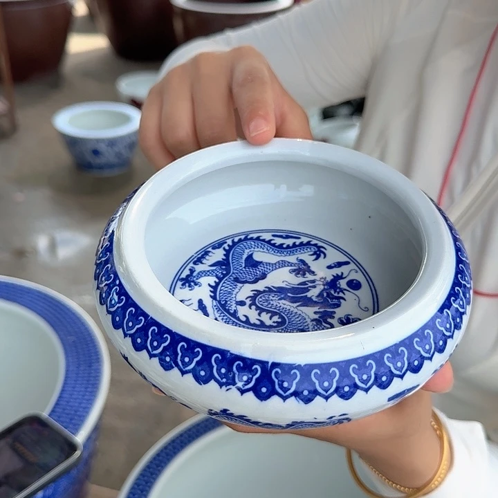 瓷片直径15厘米高度6厘米……