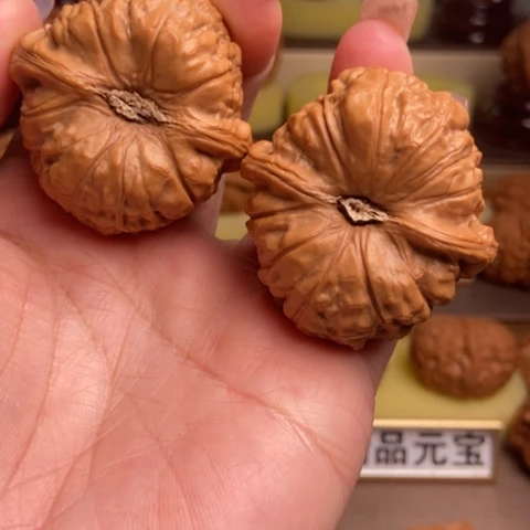 文玩核桃吊坠南瓜