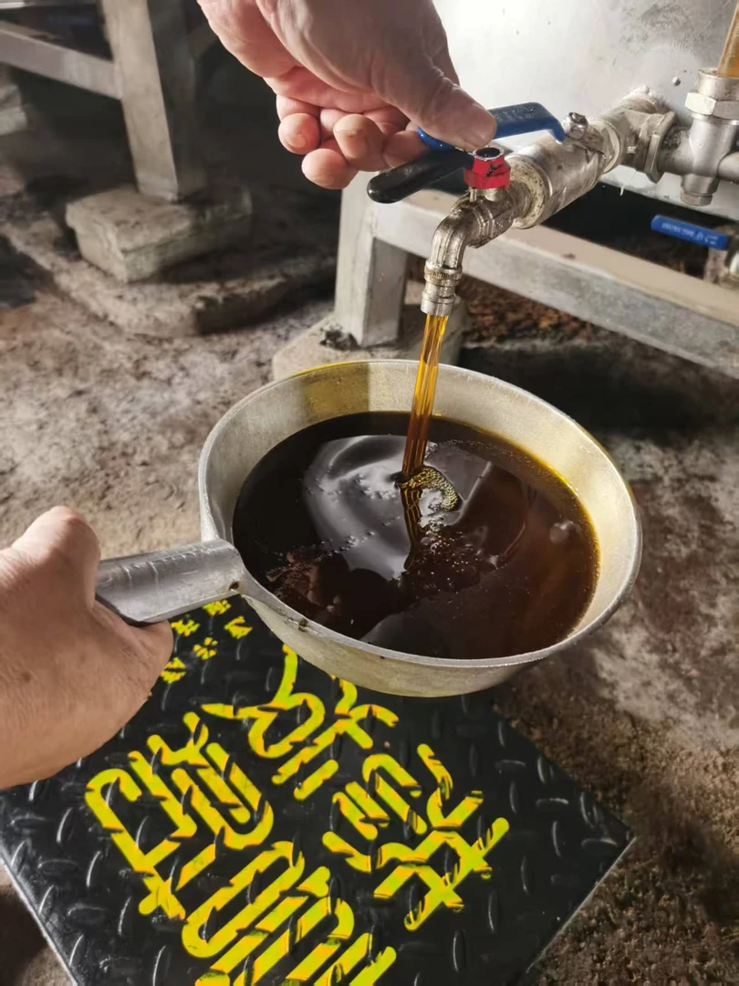 正宗四川农家小榨浓香菜籽油传统压榨