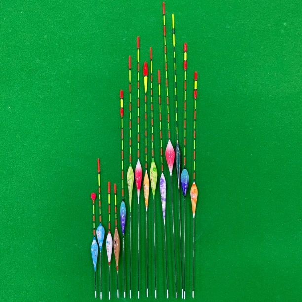 野钓纳米加粗尾深水潜水混装共15只浮漂