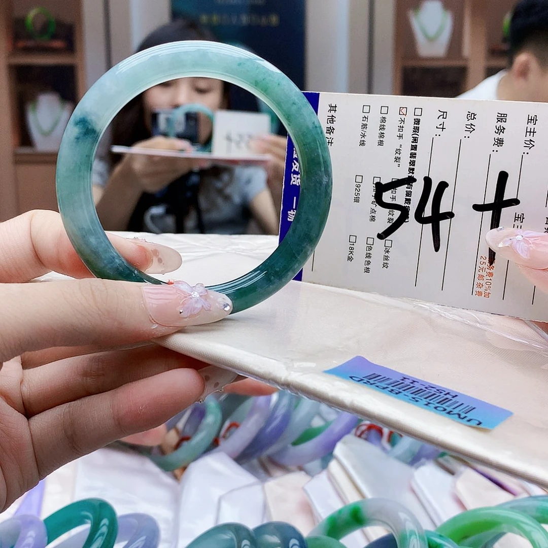 未镶嵌手镯翡翠nnnn
