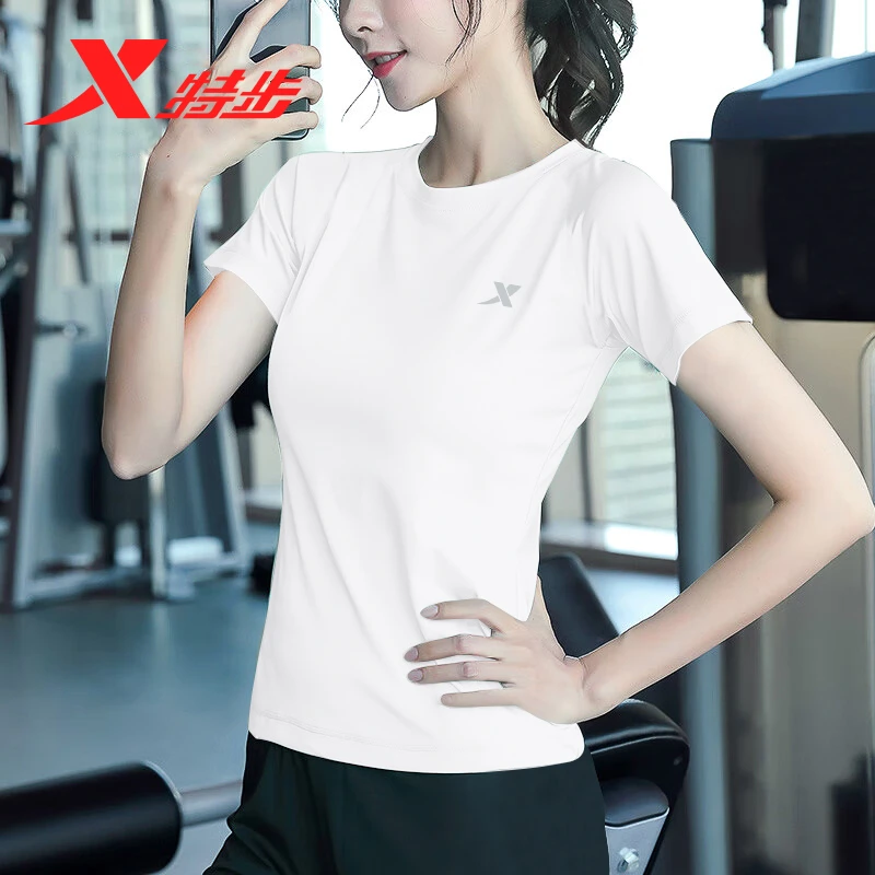 特步短袖女T恤2025夏季新款宽松透气休闲正品白色冰丝速干上衣女