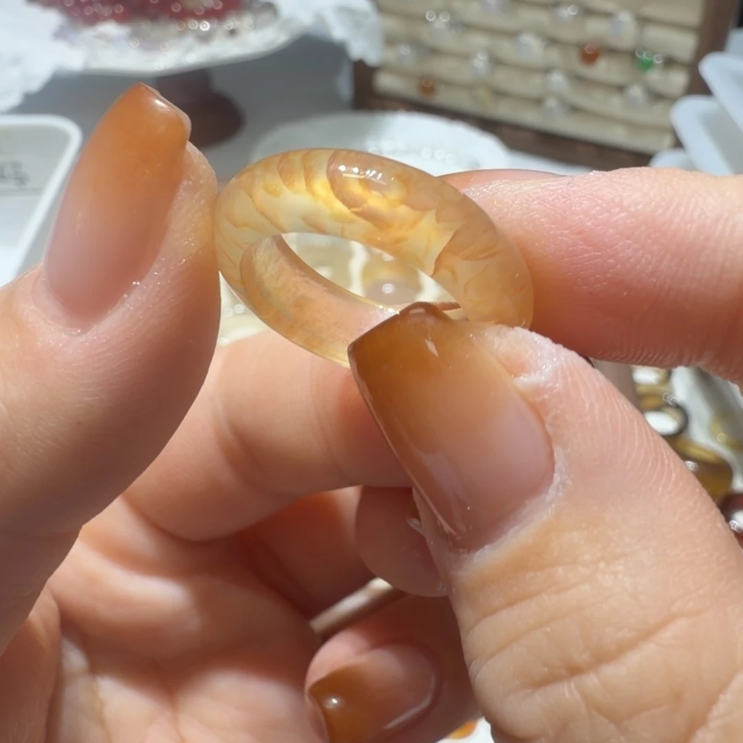 童***玛瑙/玉髓未镶嵌戒指