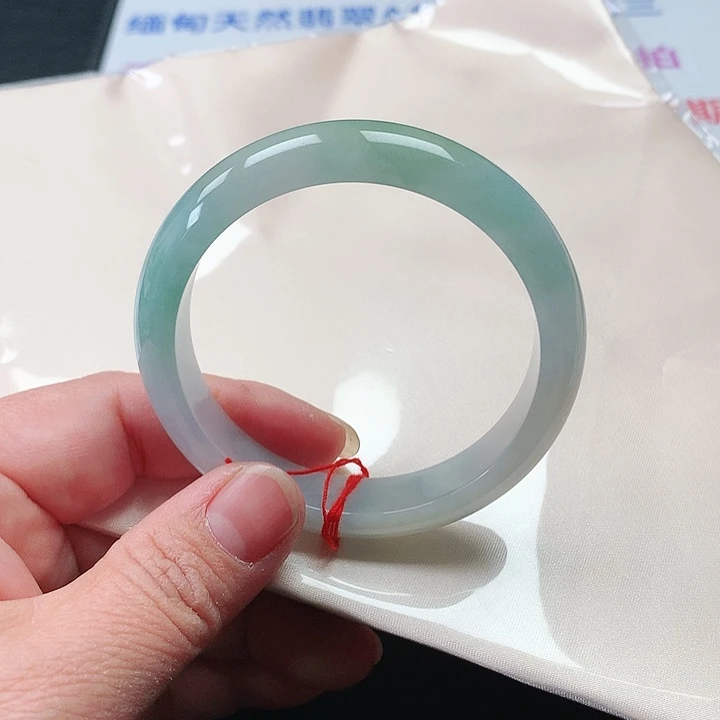 翡翠手镯未镶嵌翡翠110