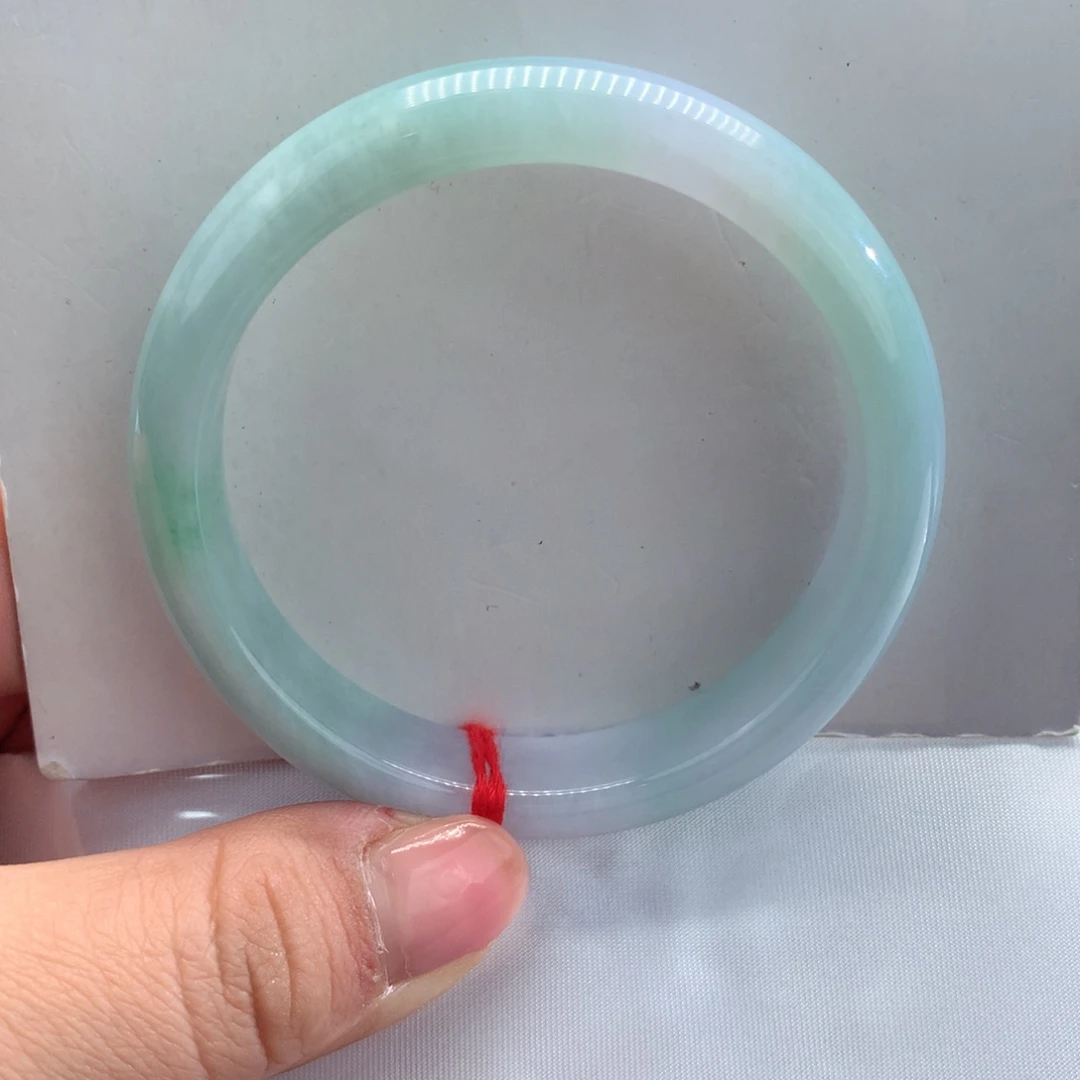 翡翠未镶嵌手镯纯天然