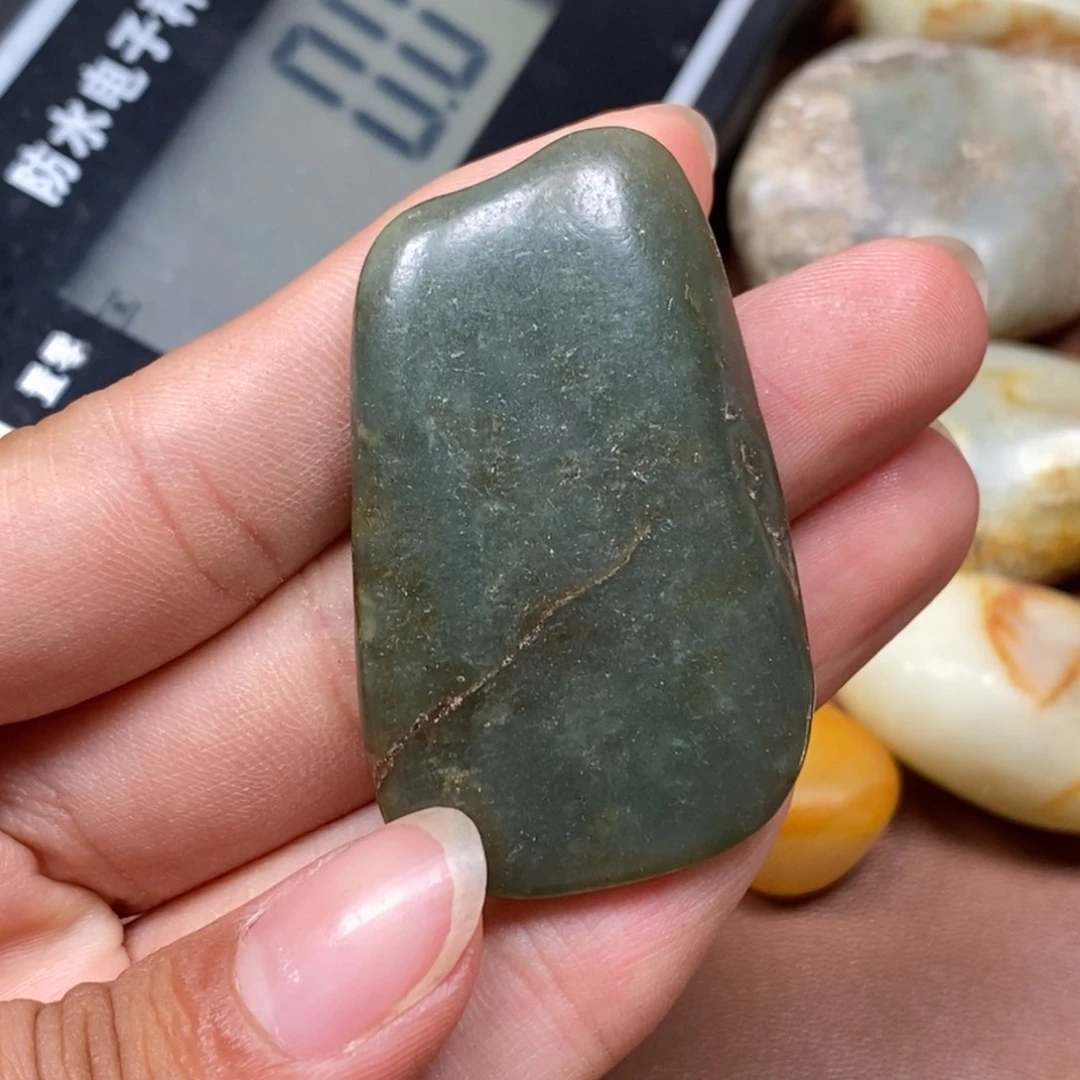 和田玉（糖玉）未镶嵌挂件