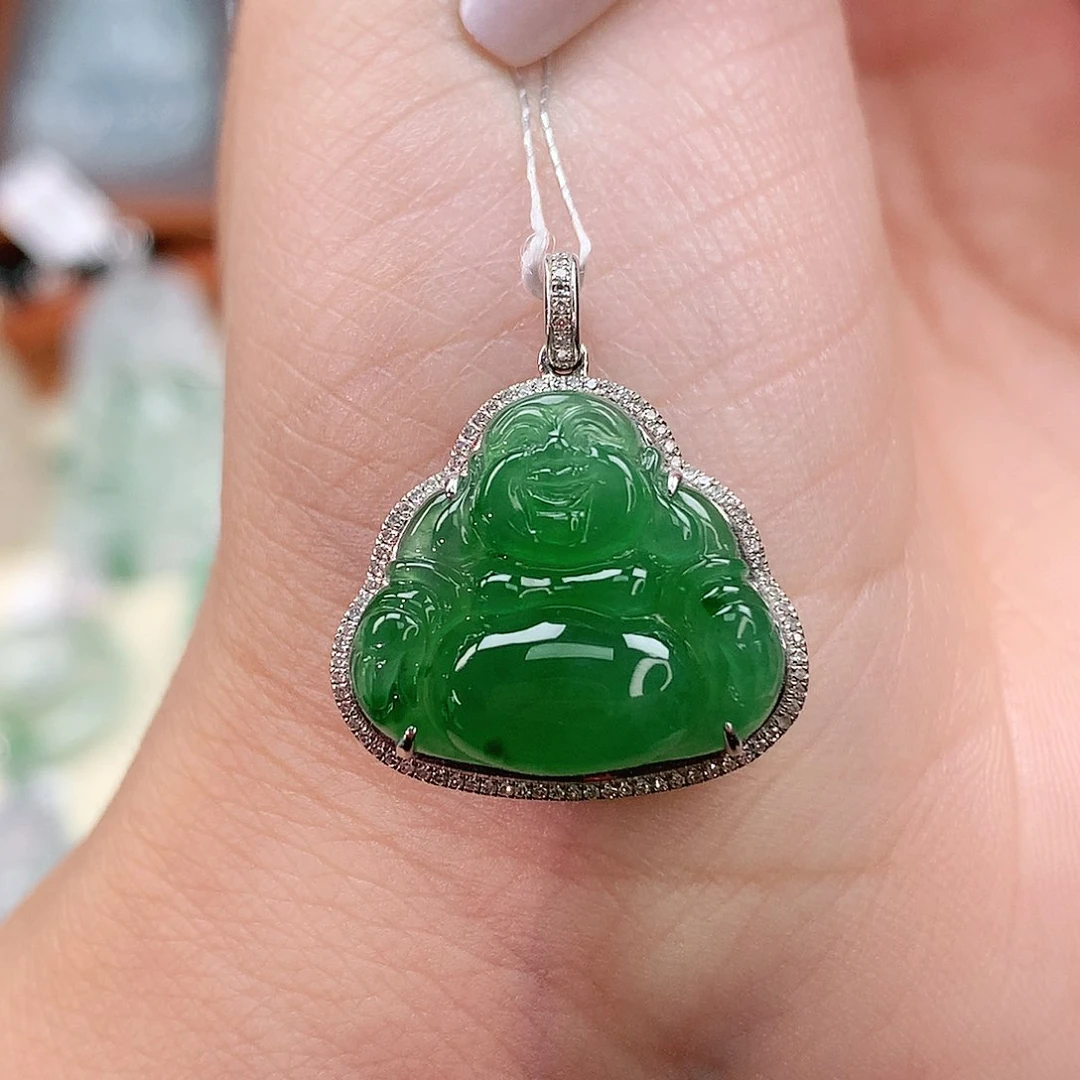 颈饰18K金镶嵌翡翠佛公