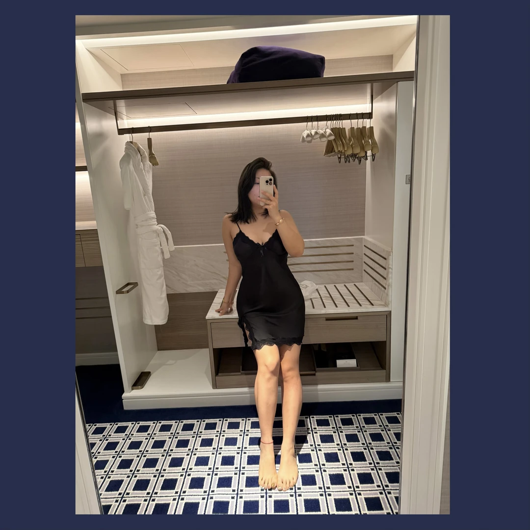 二狗服饰-【维秘灵感睡裙】轻盈感简约大气舒适透气裙性感设计感