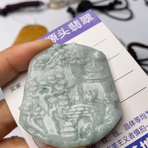 翡翠未镶嵌颈饰翡翠