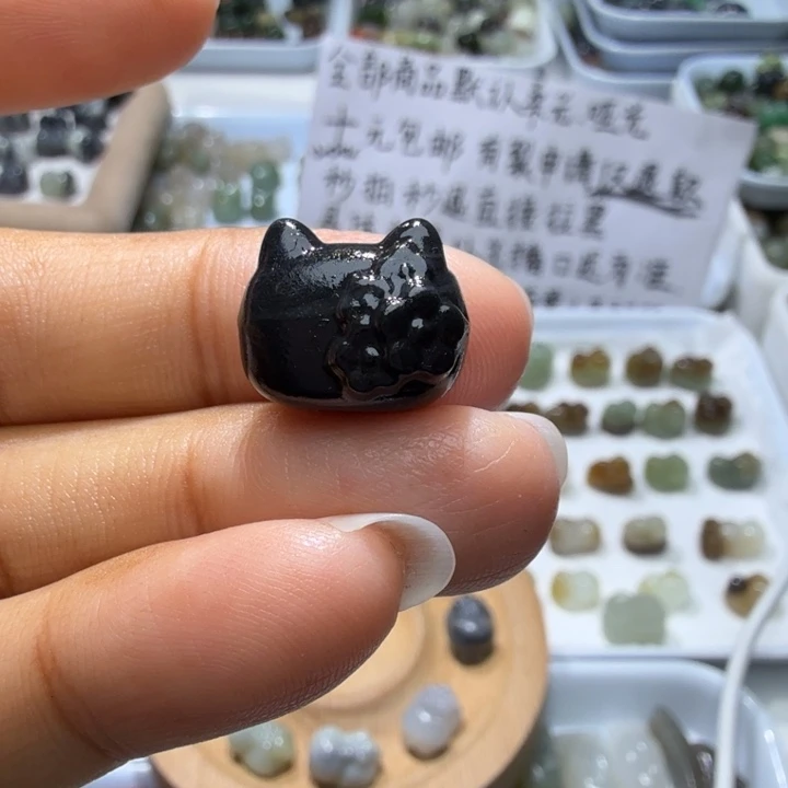 和田玉未镶嵌珠宝奇石