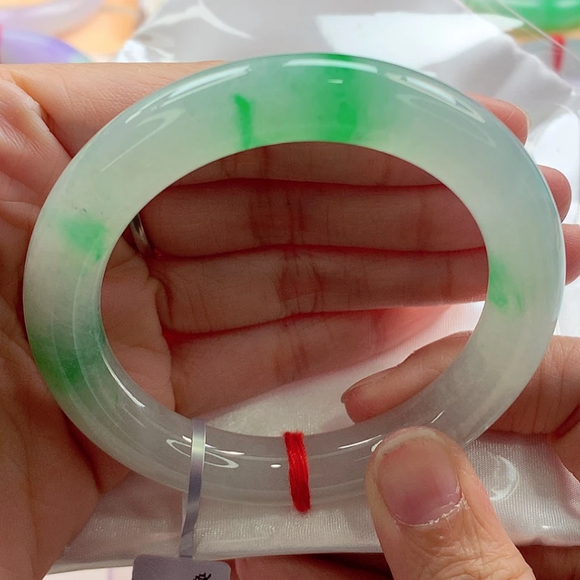 【闪购商品】翡翠手镯（圆镯）未镶嵌冰种起胶飘阳绿A