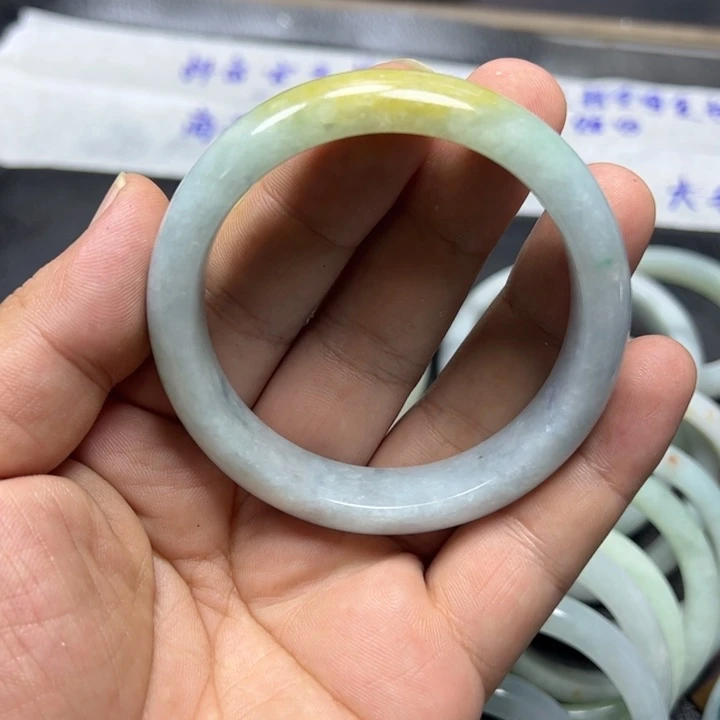 天***人未镶嵌定制翡翠翡翠58.5