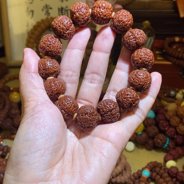 吊坠金刚菩提185玉化菠萝一物