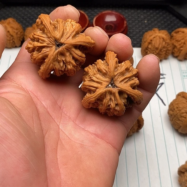 z***8手串/手链核桃虎头3