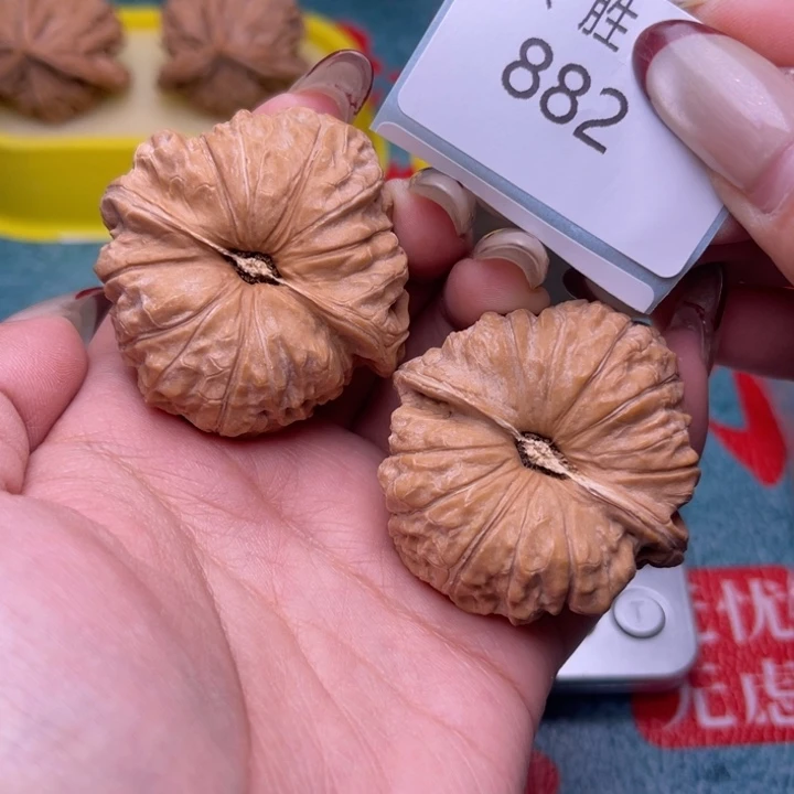 有***_把件文玩核桃南瓜墩43.882