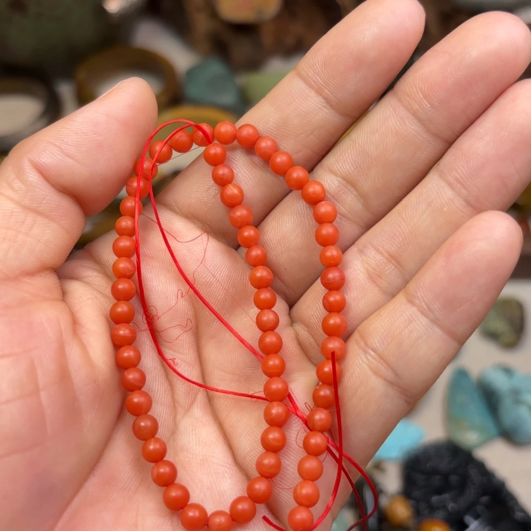 南红玛瑙颈饰未镶嵌金*草