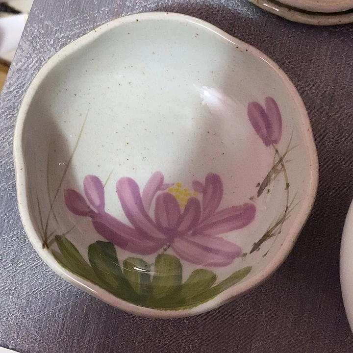 荷花花边小碗碟陶瓷