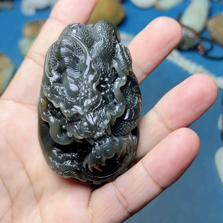 未镶嵌和田玉把件