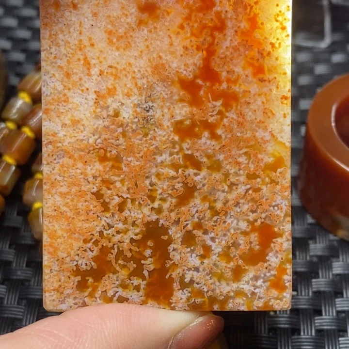 玛瑙/玉髓颈饰未镶嵌翟****心