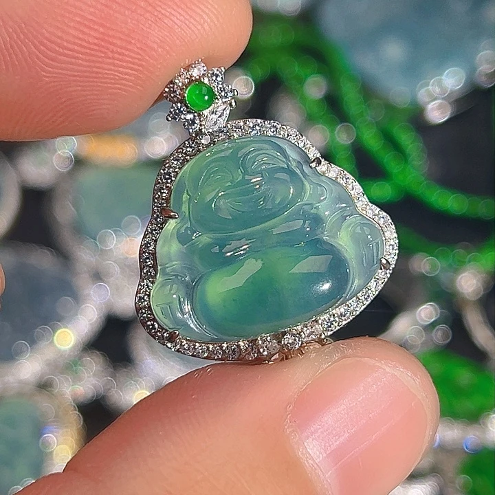 翡翠颈饰未镶嵌666666677,