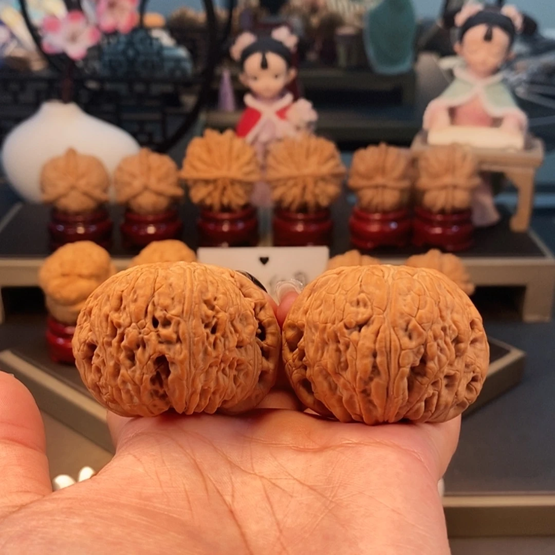 文玩核桃把件48全品平谷绣球