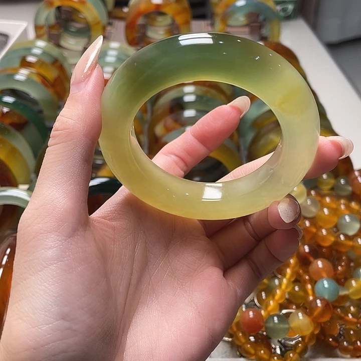 鬼***0蛇纹石玉未镶嵌手镯54