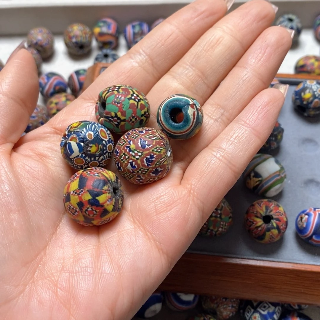 琉璃颈饰印度尼西亚柯薪拍