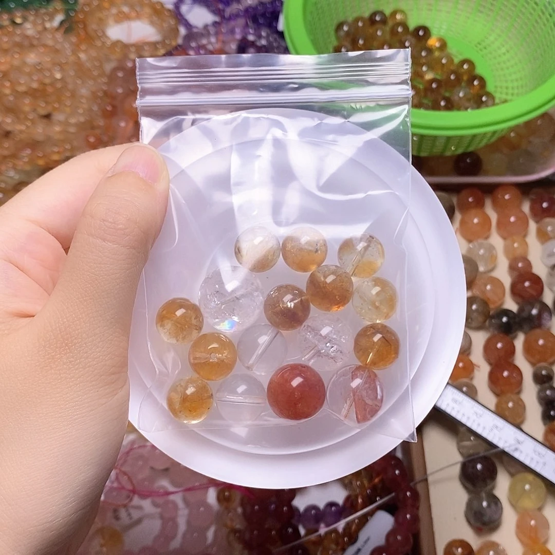 L***n水晶手链未镶嵌散珠