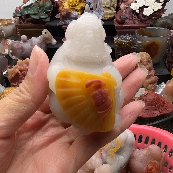 石英质玉未镶嵌手把件