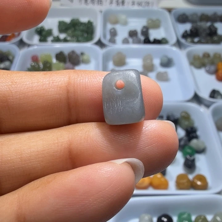 和田玉未镶嵌珠宝半成品