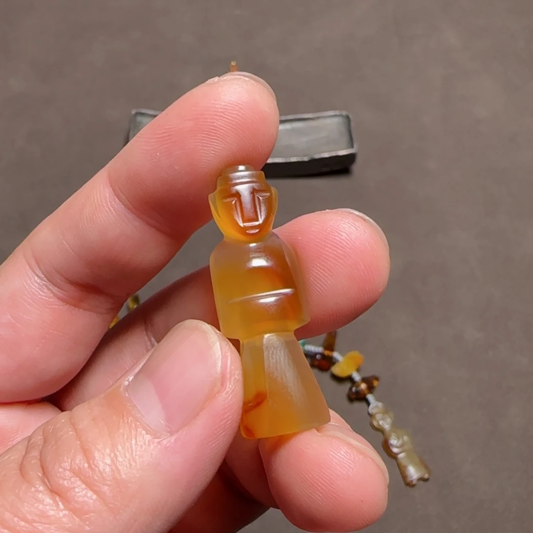 玛瑙/玉髓颈饰未镶嵌俺**样