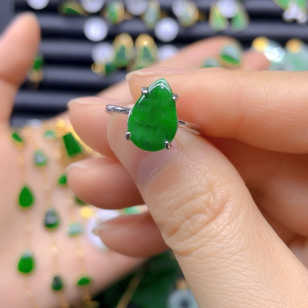 翡翠戒指银S925镶嵌天然翡翠