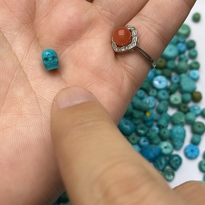 南红玛瑙未镶嵌珠宝奇石
