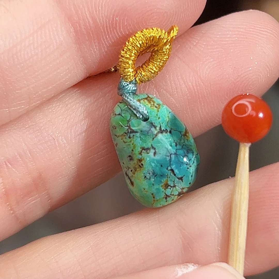 南红玛瑙未镶嵌珠宝奇石